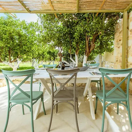 Holiday home Kilada Village Retreat Jacuzzi - Parking - Garden *
