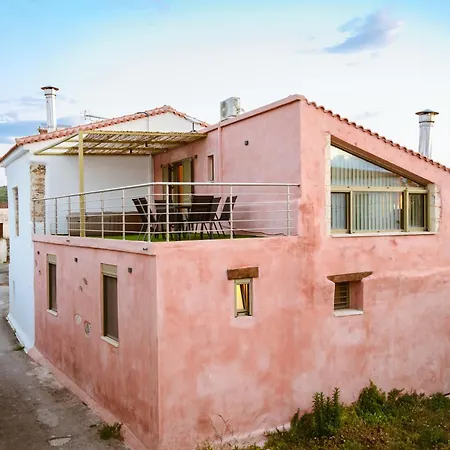 Kilada Village Retreat Jacuzzi - Parking - Garden بيت للعطل *